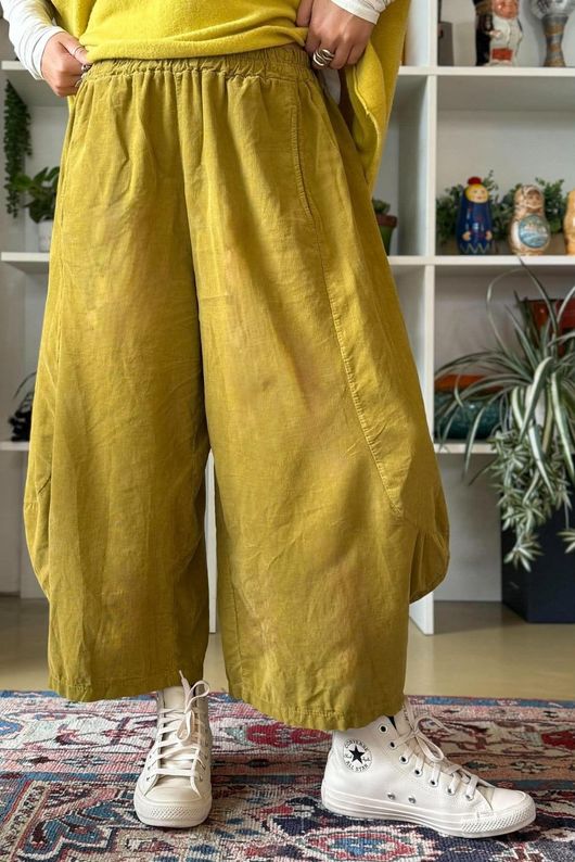 Bateau Needlecord 7/8 Barrel Culotte Pant Mucky Olive